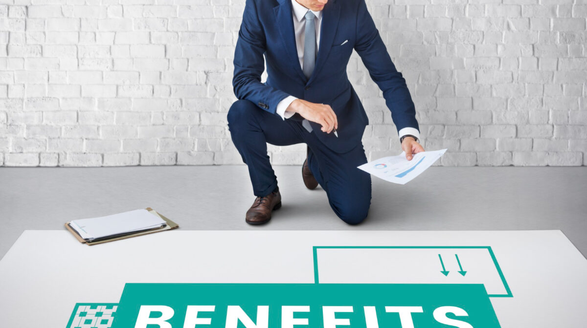 employee benefits for holidays